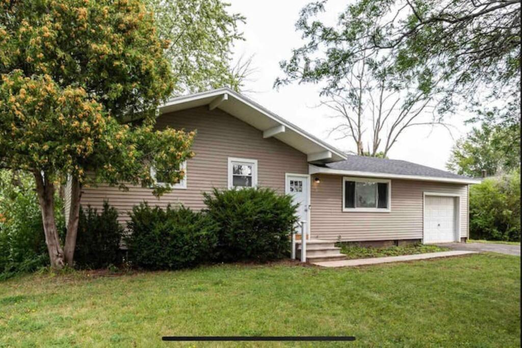 Amazing Ranch Mins Away From Airprt/Rit/Dwtn/Uofr Apartment Рочестър Екстериор снимка